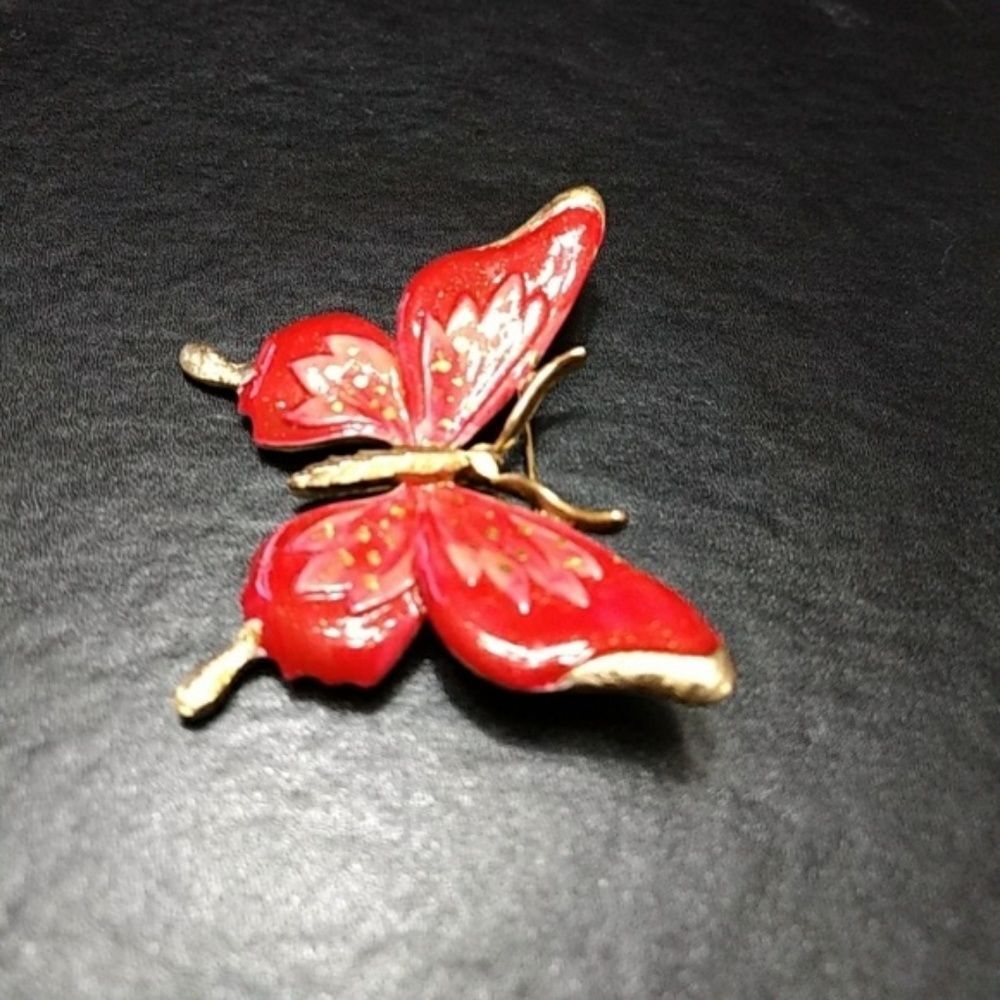 Trifari gold tone red and pink butterfly pin - Picture 4 of 8